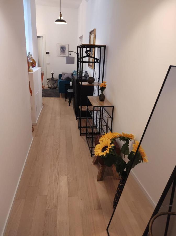 Boutique Apartments Cecilia ตรีเอสเต ภายนอก รูปภาพ
