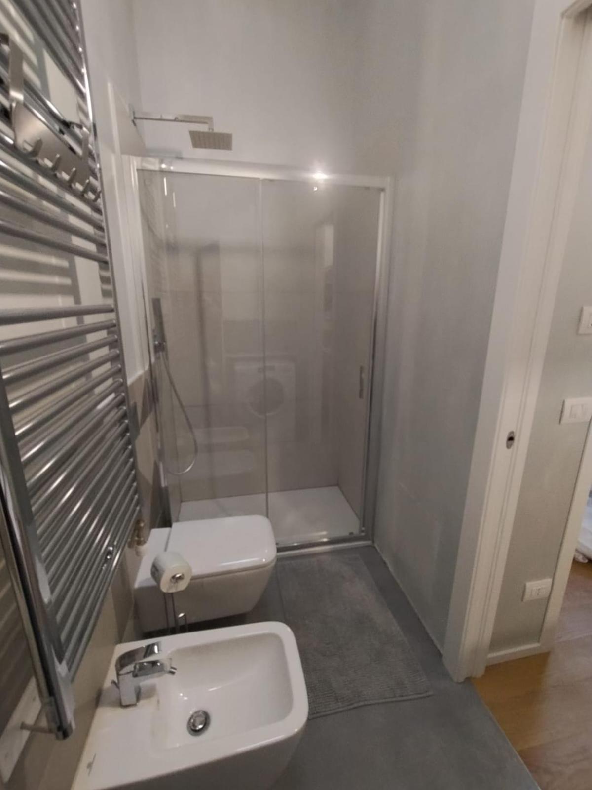 Boutique Apartments Cecilia ตรีเอสเต ภายนอก รูปภาพ
